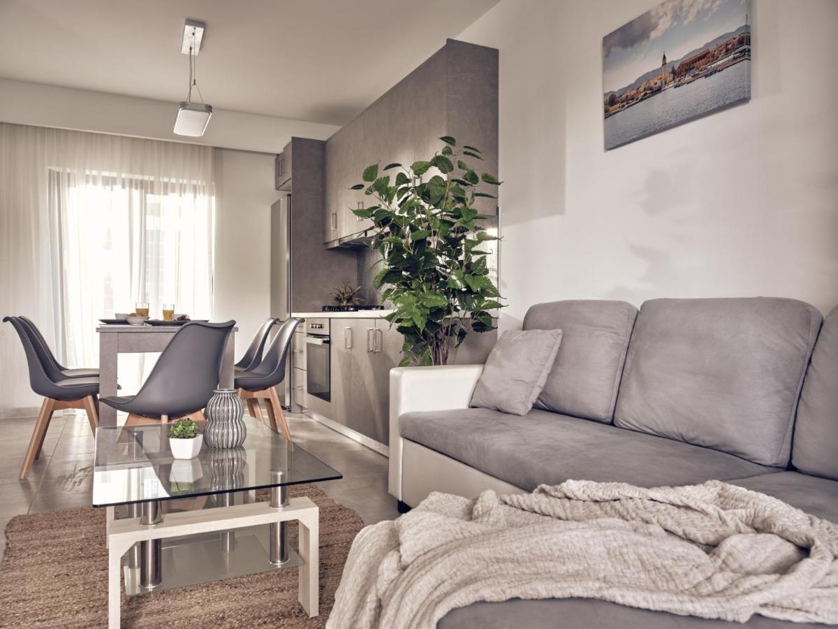Dareia Suites Plános Exteriör bild