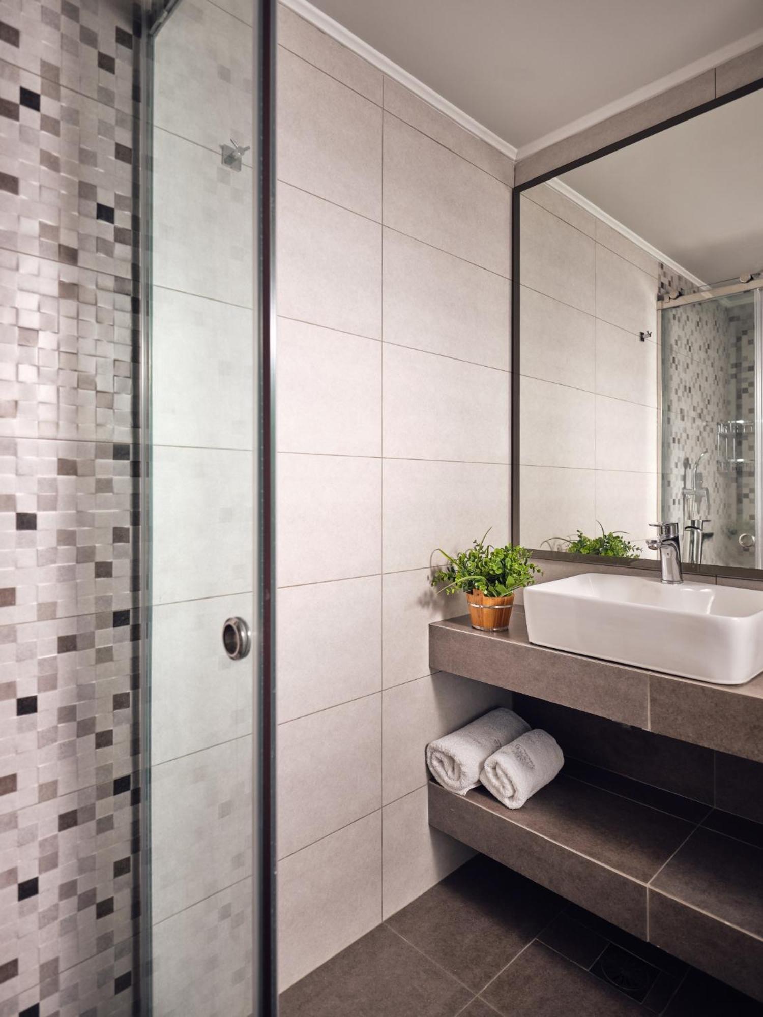 Dareia Suites Plános Rum bild